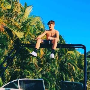 Meet your Posher, Mason